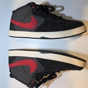 Nike SB Youth 6Y Good Condition